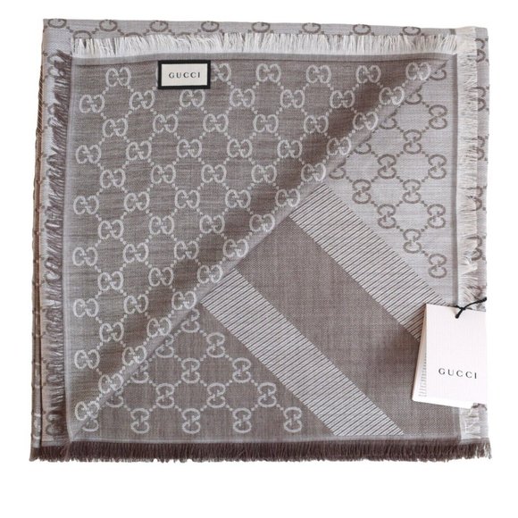 Authentic Gucci scarf NWT - Picture 1 of 5